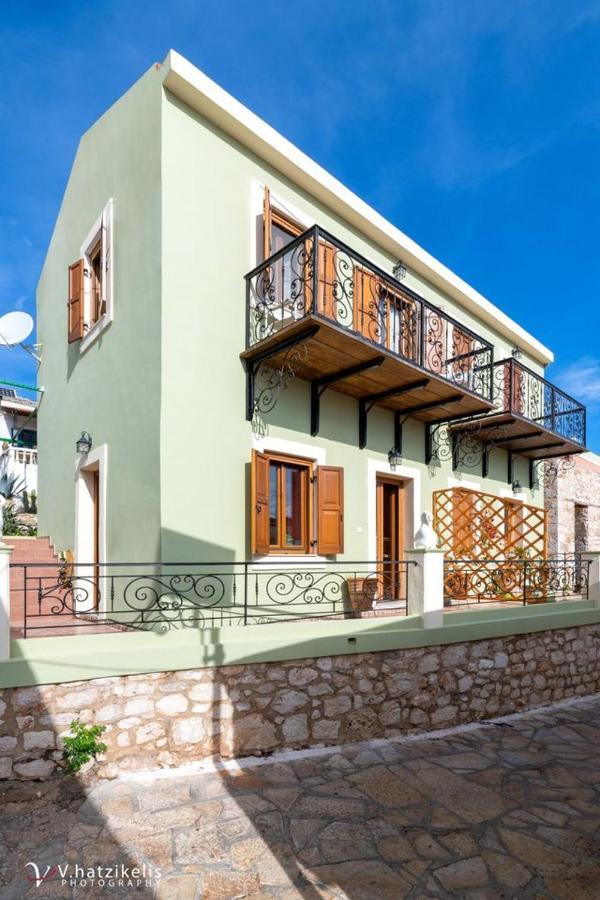 Villa Lola Chalki Town Luaran gambar